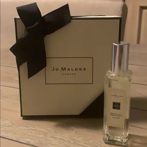 Jo Malone English Oak & Redcurrant